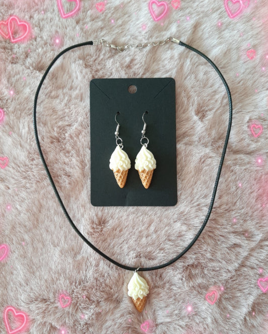 Ensemble bijoux Collier et boucles d'oreilles glace