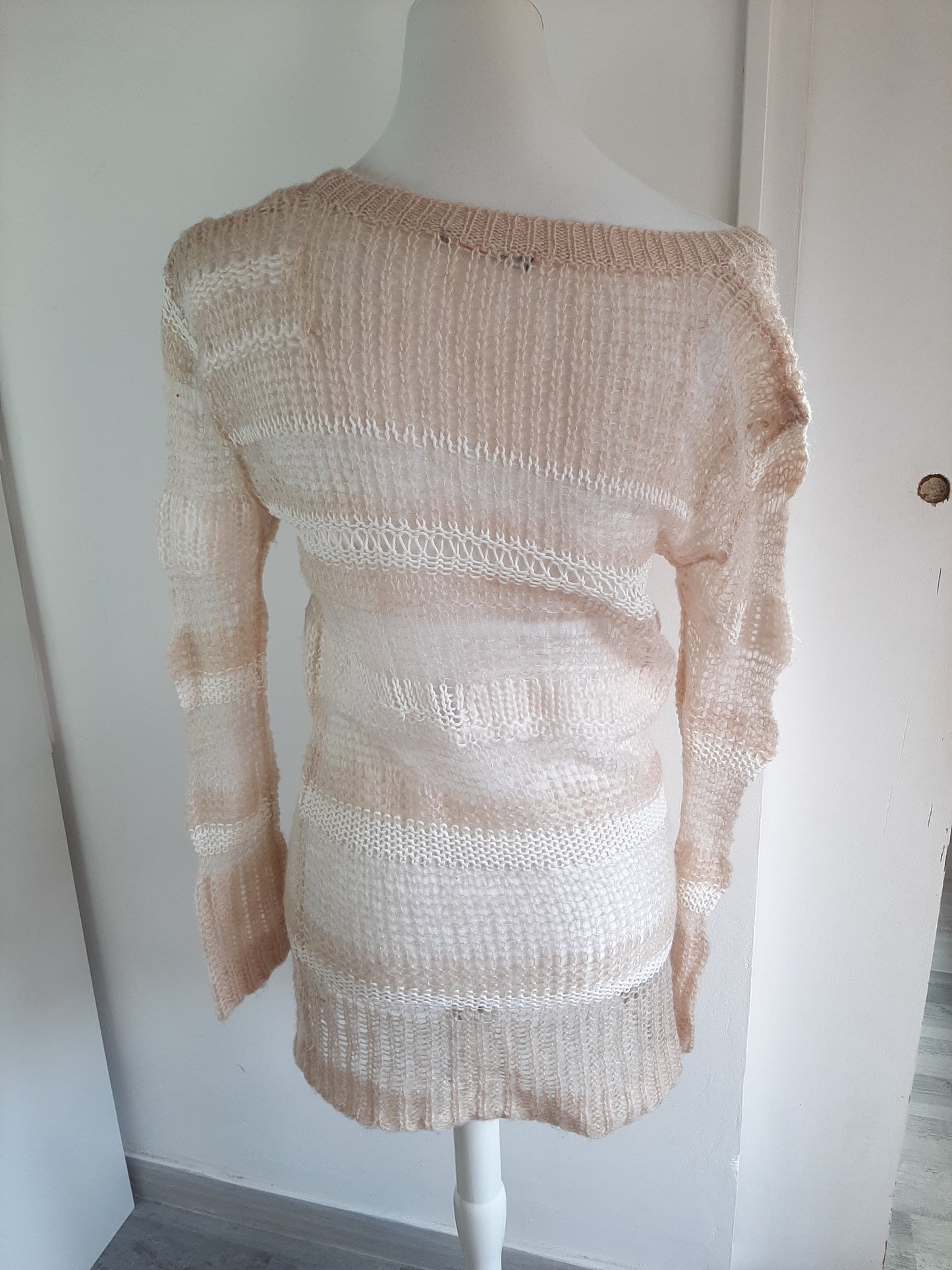 Long pull en maille à rayure blanc et beige