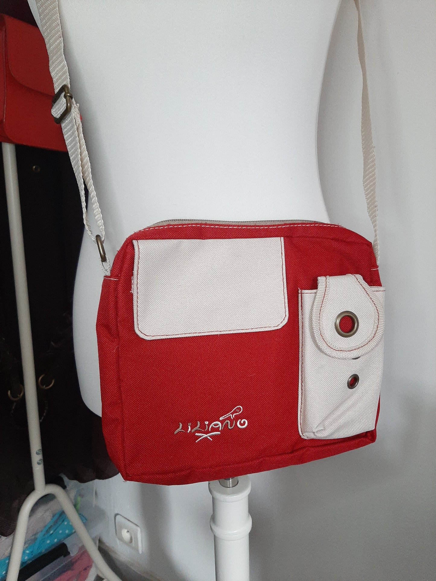 Sac bandoulière rouge et blanc + porte monnaie