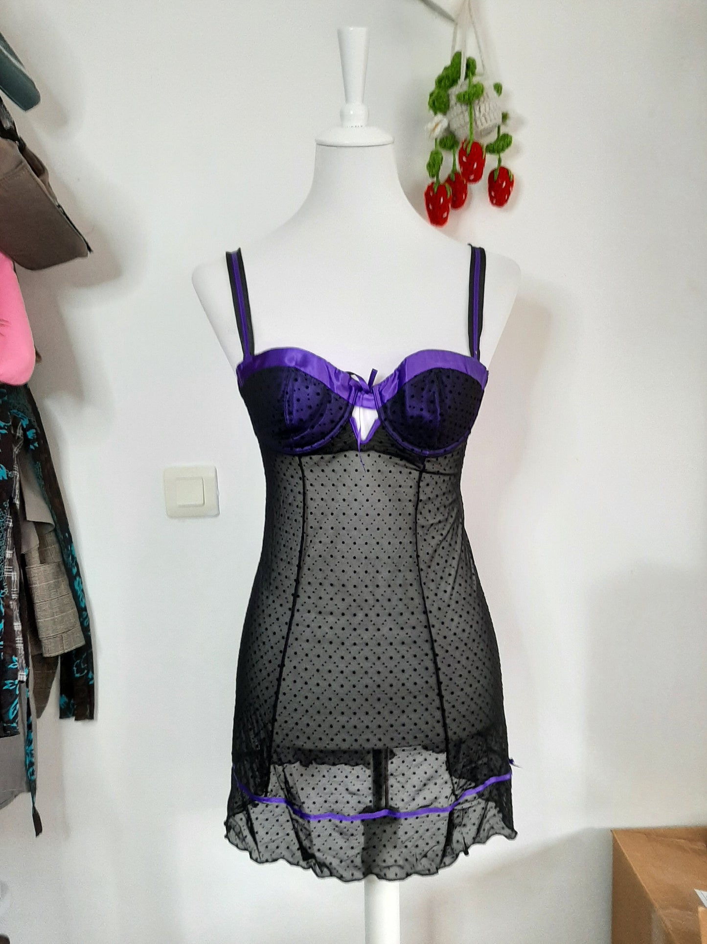 Robe/nuisette noir et violette