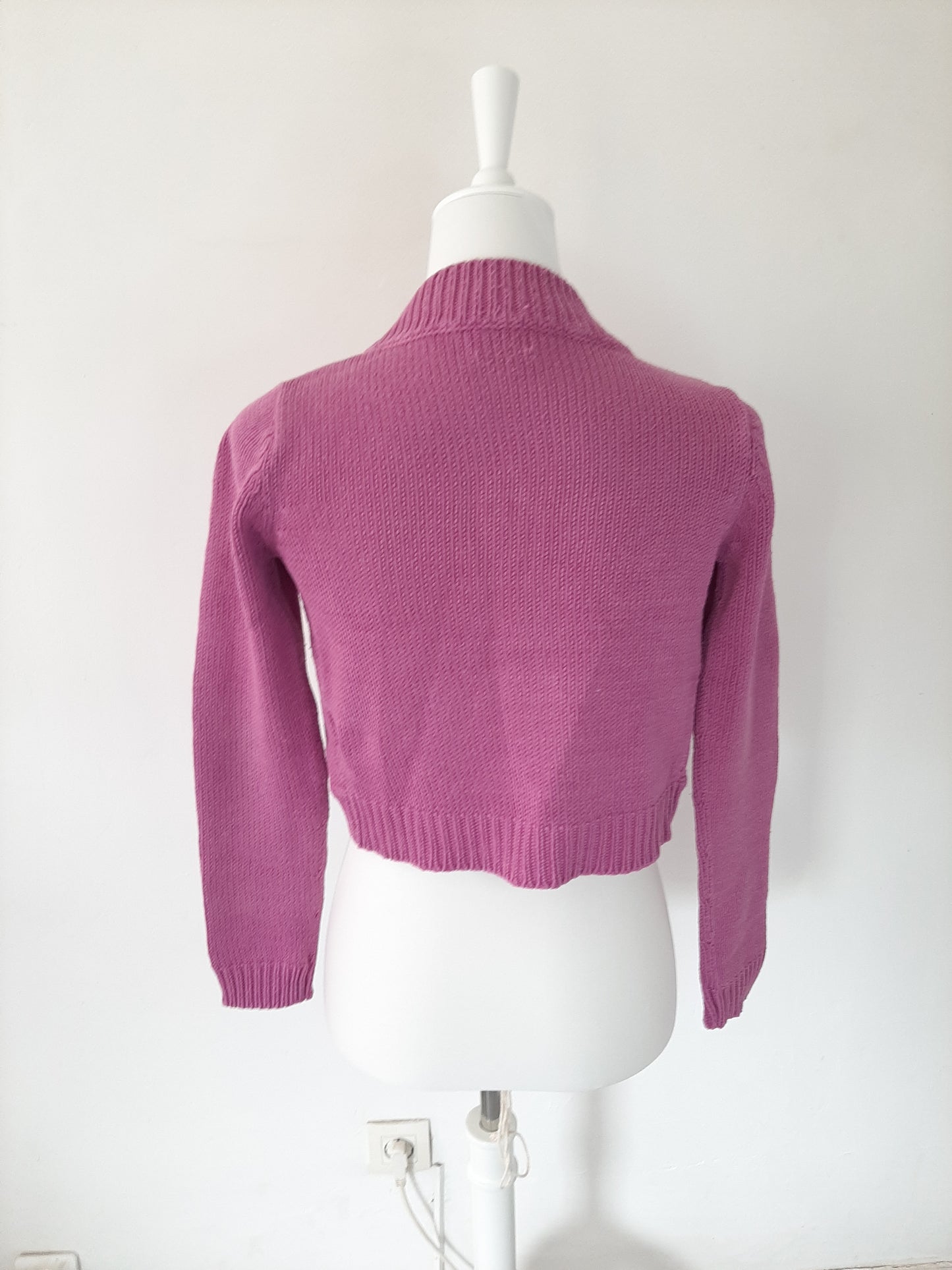 Cardigan magenta avec son boutons