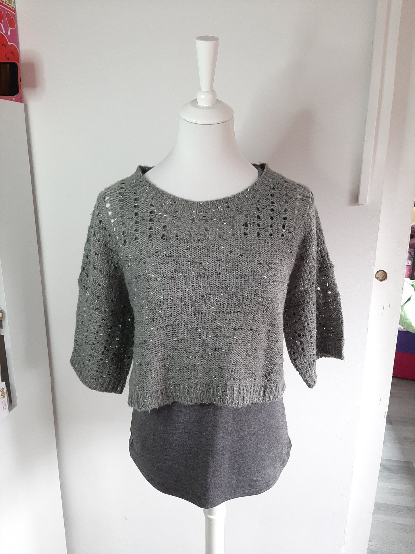 Débardeur + pull court gris