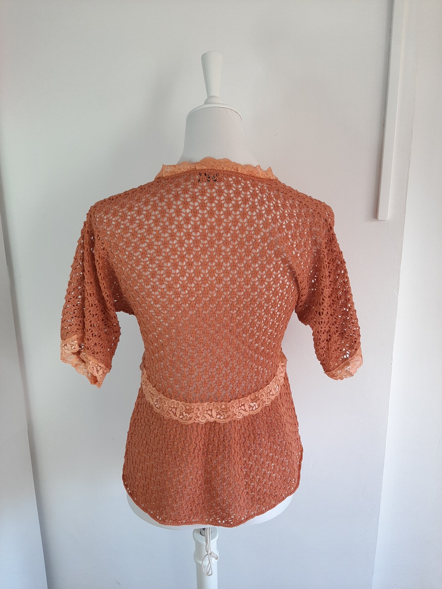 Cardigan en maille et dentelle orange